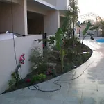شقة 103 Elegant 2 Bed With Free Wifi, Ac, Pool & Gym! *