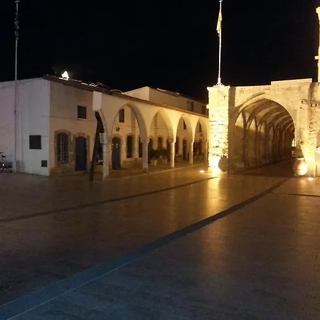 דירה 103 Elegant 2 Bed With Free Wifi, Ac, Pool & Gym! לרנקה