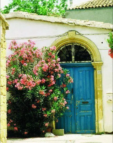 103 Elegant 2 Bed With Free Wifi, Ac, Pool & Gym! דירה