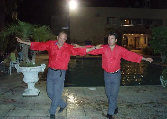 דירה 103 Elegant 2 Bed With Free Wifi, Ac, Pool & Gym! *