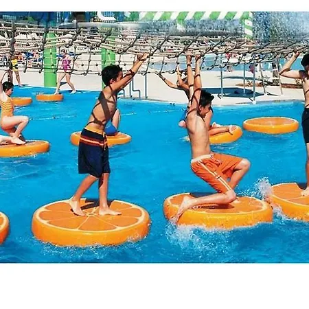 103 Elegant 2 Bed With Free Wifi, Ac, Pool & Gym! Apartment Larnaca