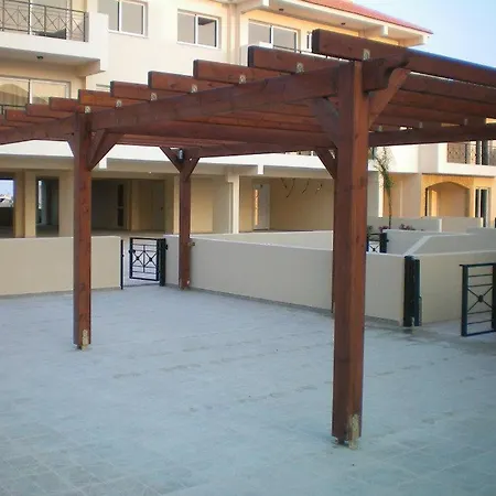 103 Elegant 2 Bed With Free Wifi, Ac, Pool & Gym! *
