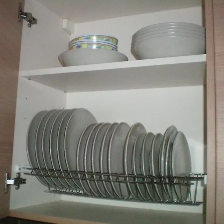 103 Elegant 2 Bed With Free Wifi, Ac, Pool & Gym! Larnaca