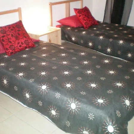 Appartamento 103 Elegant 2 Bed With Free Wifi, Ac, Pool & Gym!
