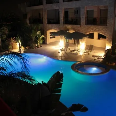 103 Elegant 2 Bed With Free Wifi, Ac, Pool & Gym! Apartment Larnaca