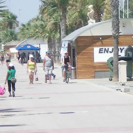 Apartament 103 Elegant 2 Bed With Free Wifi, Ac, Pool & Gym! *