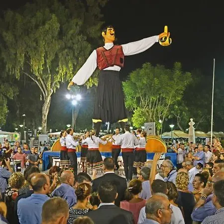 103 Elegant 2 Bed With Free Wifi, Ac, Pool & Gym! Apartment