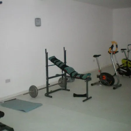103 Elegant 2 Bed With Free Wifi, Ac, Pool & Gym! Appartamento *