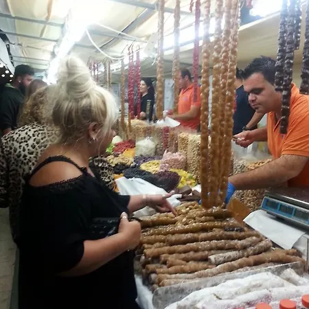 103 Elegant 2 Bed With Free Wifi, Ac, Pool & Gym! * Larnaca