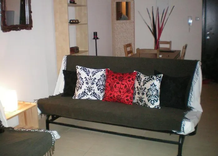 Διαμέρισμα 103 Elegant 2 Bed With Free Wifi, Ac, Pool & Gym!