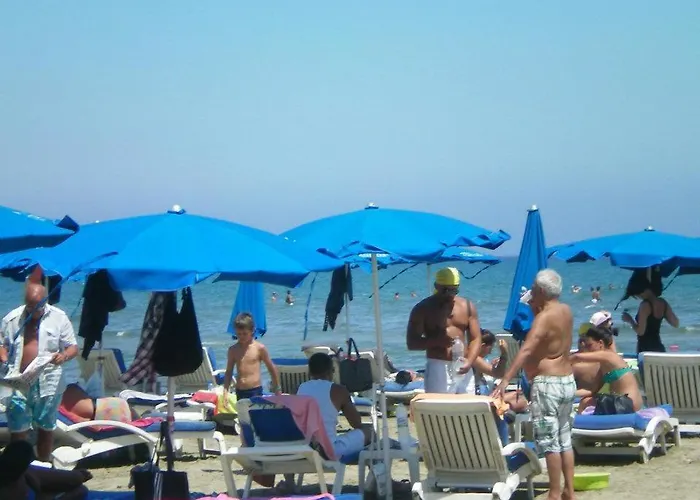 103 Elegant 2 Bed With Free Wifi, Ac, Pool & Gym!