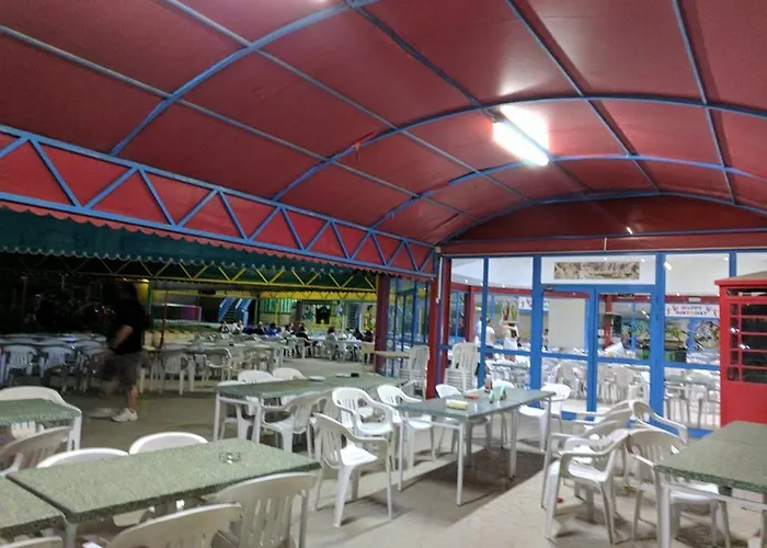 103 Elegant 2 Bed With Free Wifi, Ac, Pool & Gym! * Lárnaca