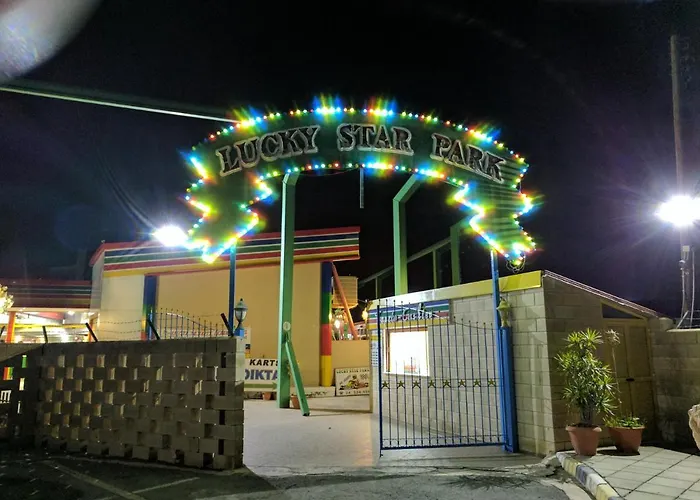 Apartment 103 Elegant 2 Bed With Free Wifi, Ac, Pool & Gym! Larnaka