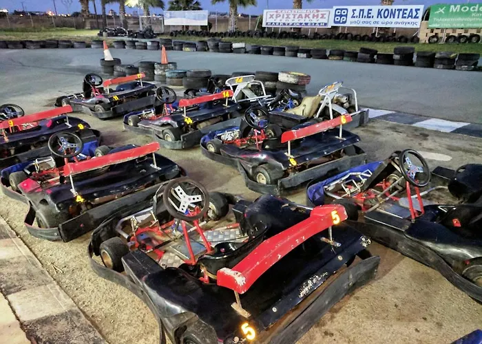 103 Elegant 2 Bed With Free Wifi, Ac, Pool & Gym! Lárnaca