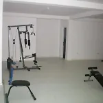 Apartment 103 Elegant 2 Bed With Free Wifi, Ac, Pool & Gym! Larnaca