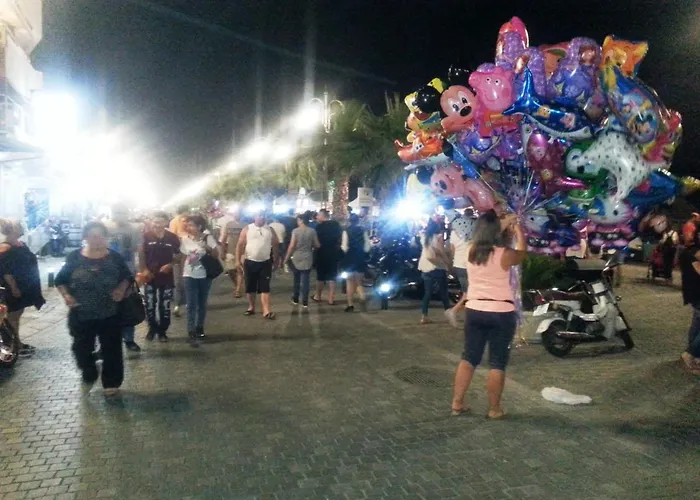 103 Elegant 2 Bed With Free Wifi, Ac, Pool & Gym! Appartamento *